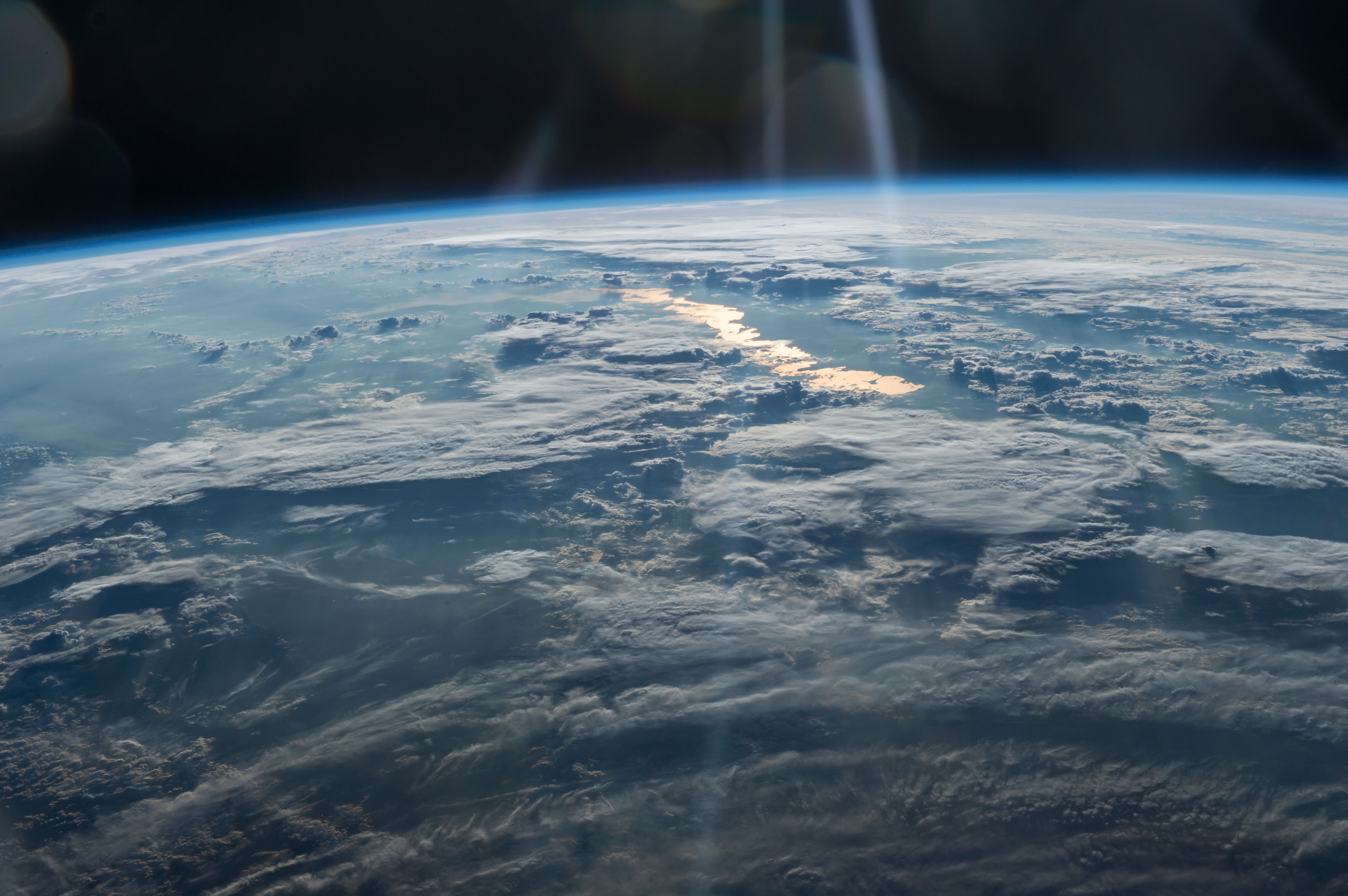 International Space Station imagery used for the Hexeia about preview landing